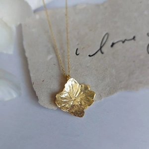 Louisa R Designs 18kt Gold Plated Hydrangea Pressed Flower Necklace