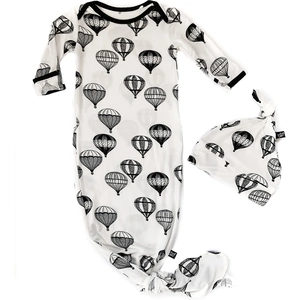 Peregrine Kidswear Hot Air Balloon Knotted Bamboo Newborn Gown & Hat