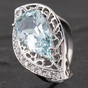 Pre-Owned 9ct White Gold Aquamarine and Diamond Dress Ring 4148610