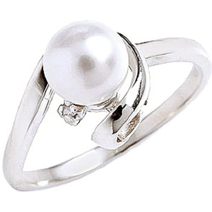 QP Jewellers Pearl & Diamond Twist Ring in 9ct White Gold